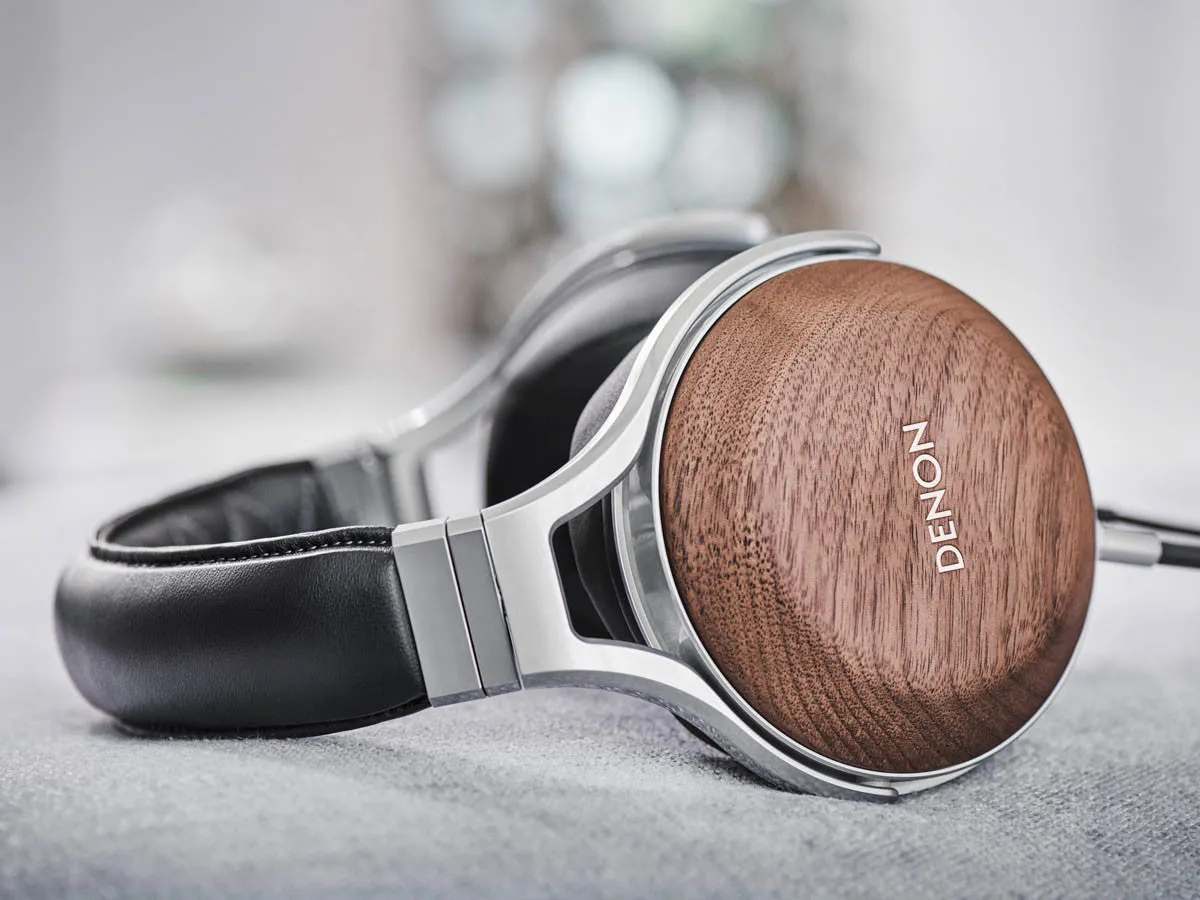 AH-D7200 Headphones
