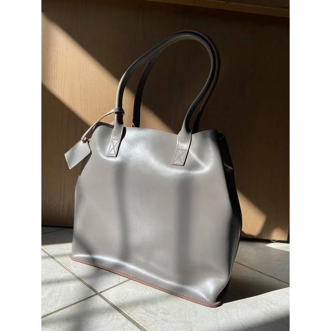 BIRCHGROVE - Women's Grey Genuine Leather Tote Bag