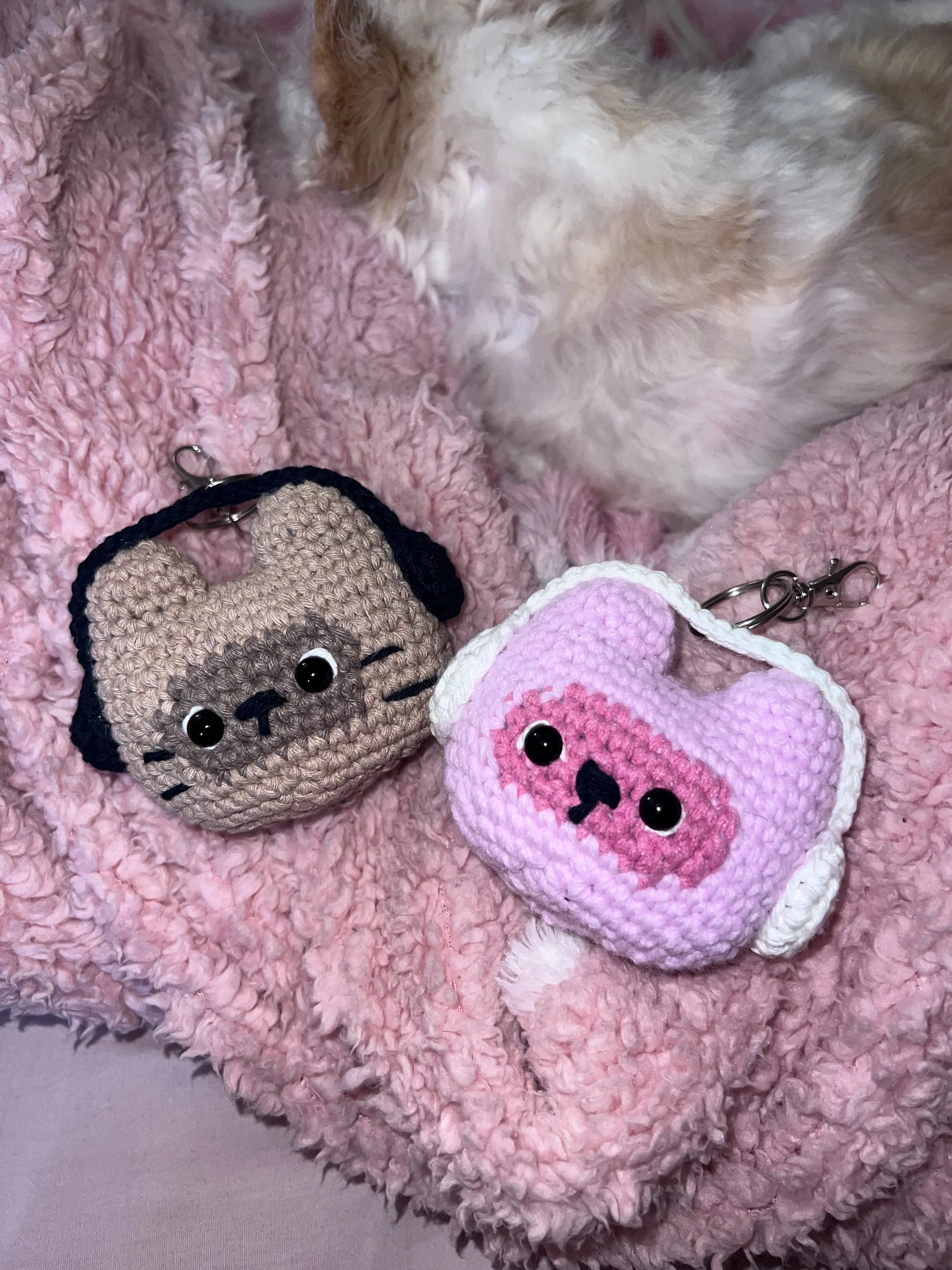Headphone Kitty Keychain