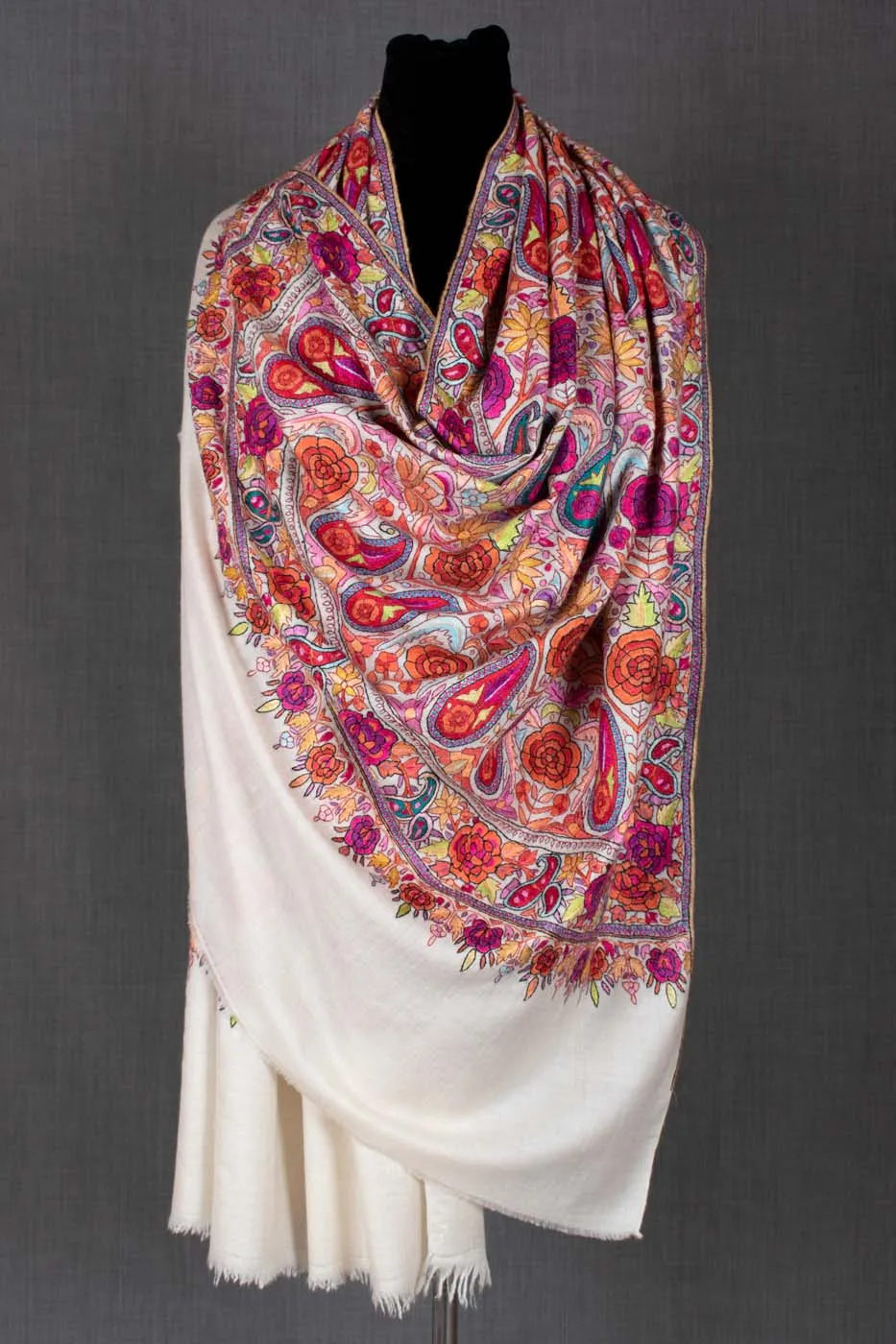 MADEEHA - 40x80"