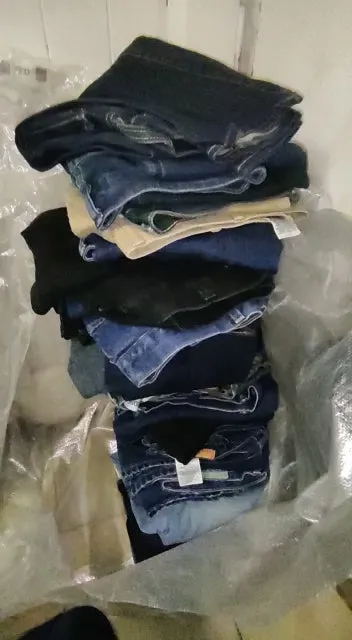 Men's Jeans mix sizes and brands - 22,9 kg