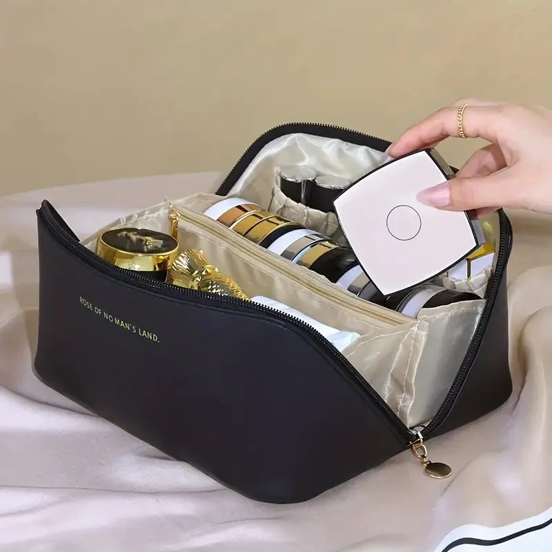 Minimalist Makeup Zipper Pouch