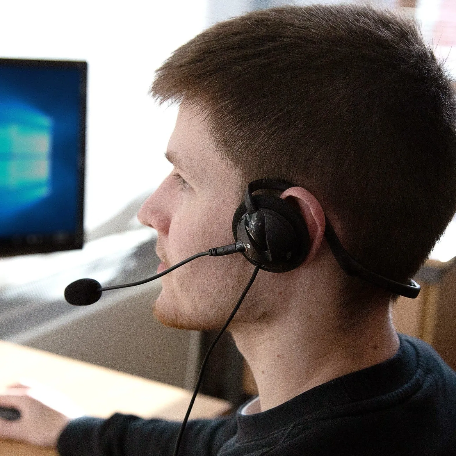 ProSound Stereo USB-A Behind The Head Headset with Detachable Boom Microphone
