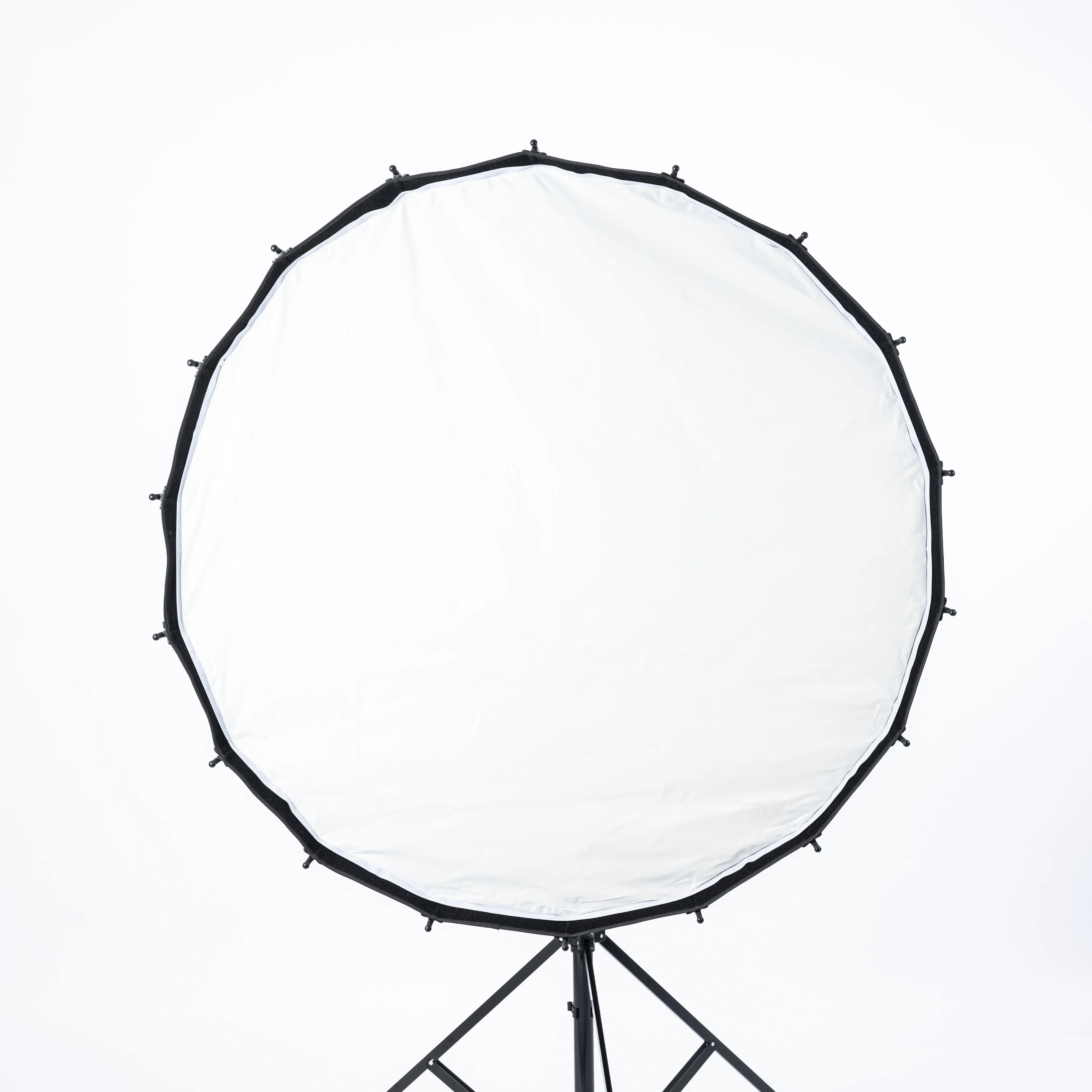 QPB-48 with Focusing System Softbox
