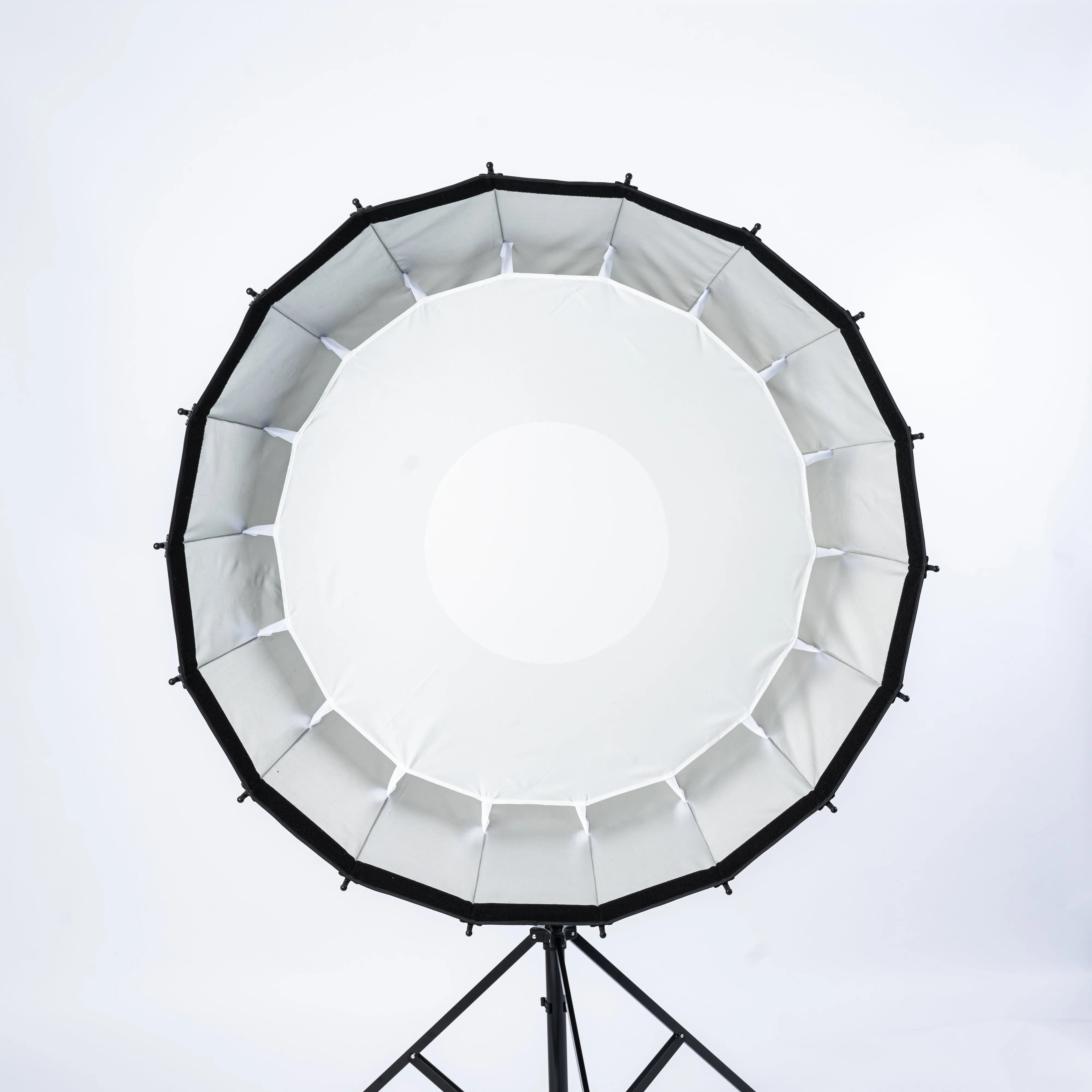 QPB-48 with Focusing System Softbox