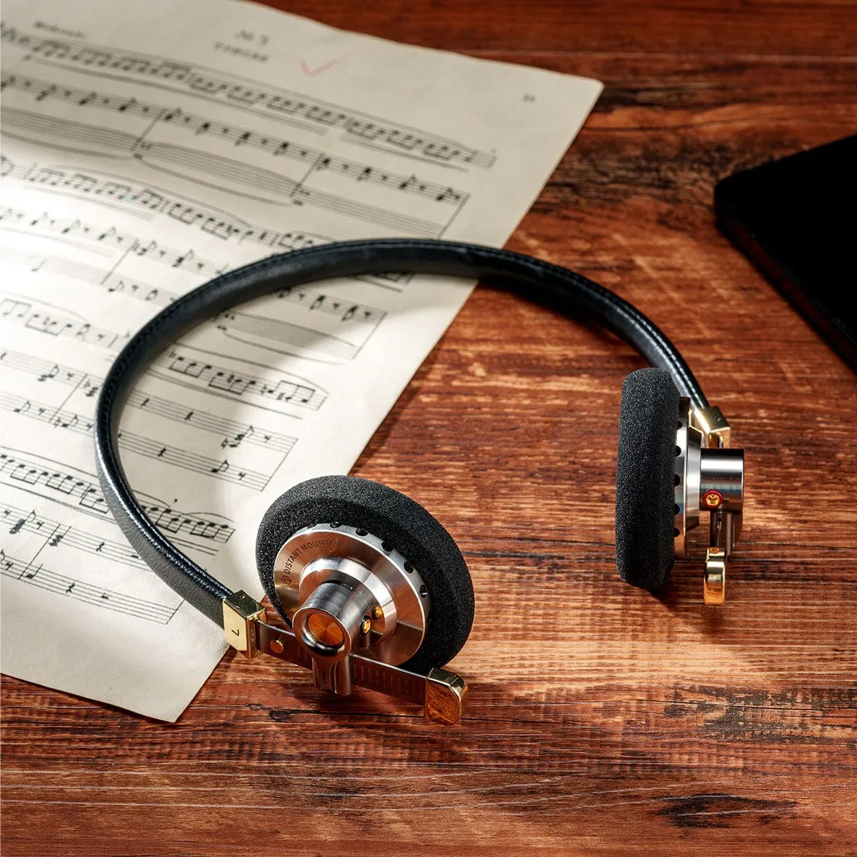 Rose Technics Distant Mountain 40mm Diaphragm Driver Headphone