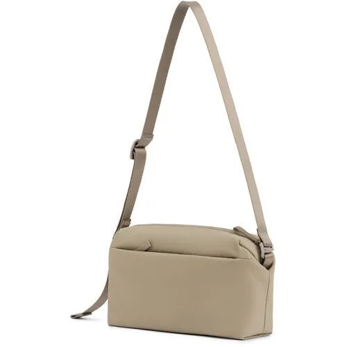 Urth Dolomite 7L Camera Sling - Sand
