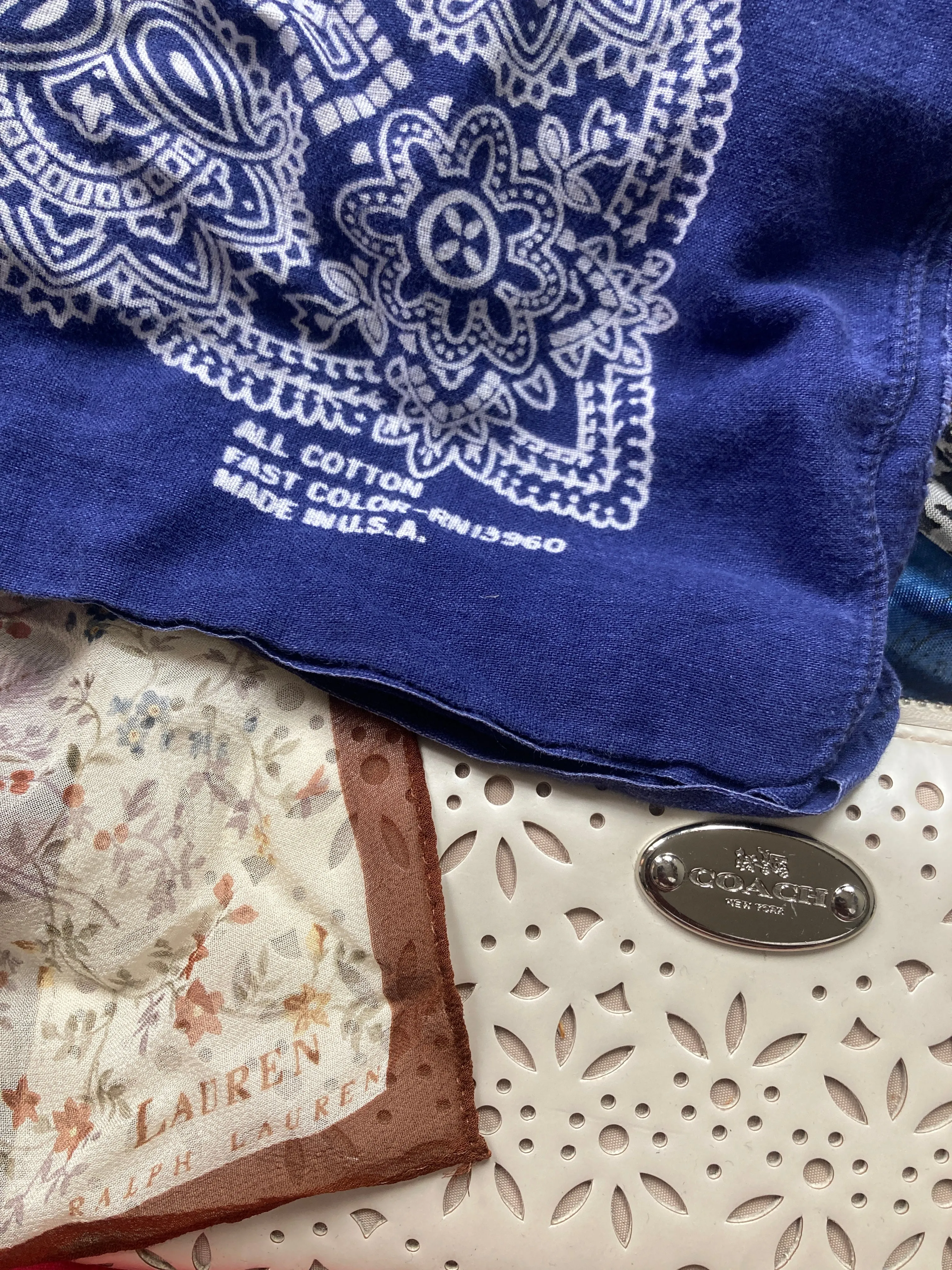 Vintage Accessories Bundle (11 pcs) - Silk Scarves & Bandanas
